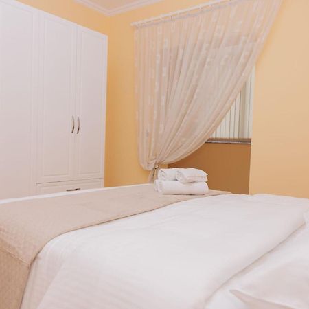 Heart Of Tirana Villa Extérieur photo