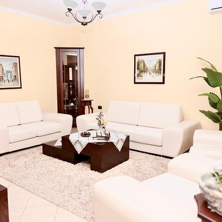 Heart Of Tirana Villa Extérieur photo
