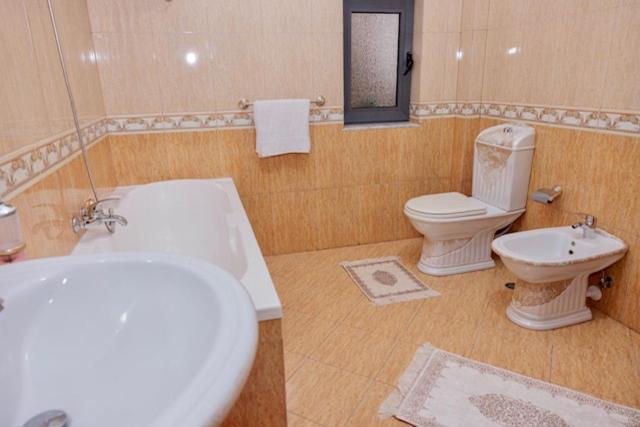 Heart Of Tirana Villa Extérieur photo